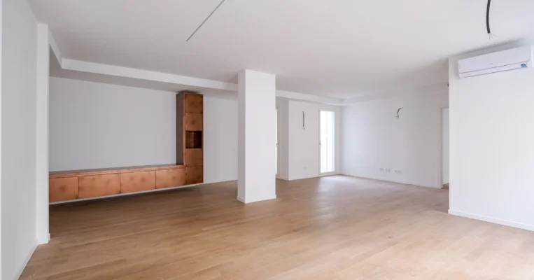 Servigo Pierodellafrancesca pentalocale affitto 04