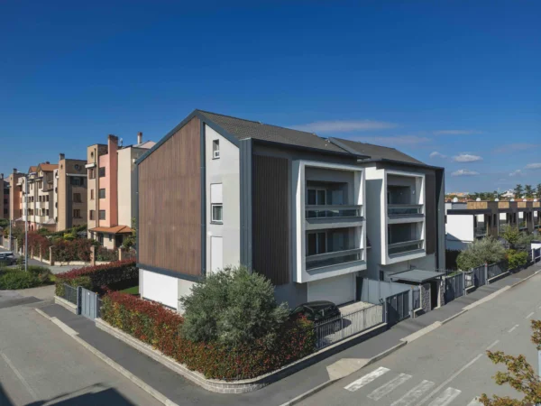 Gaggiano, Park Village