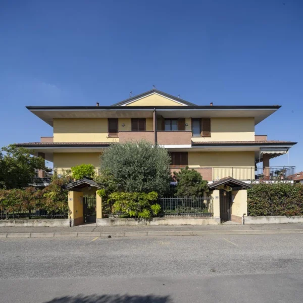 Gudo Visconti, Residenza Puccini