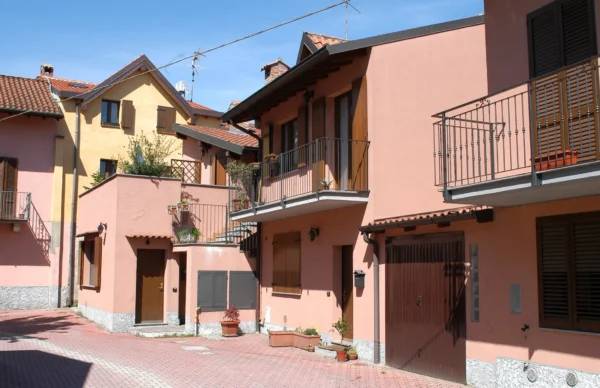 San Pietro, L'Antica Corte