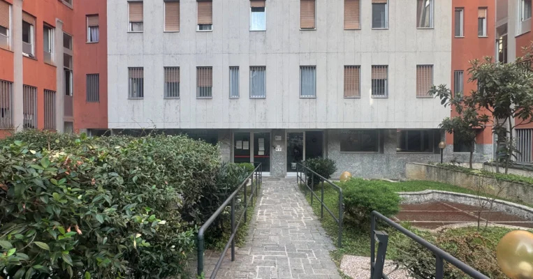 Servigo monolocale locazione momigliano 06